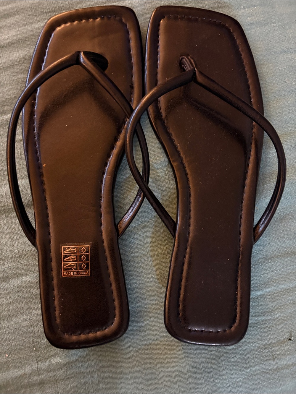 SHEIN Black Square-Toe Minimal Strap Sandals